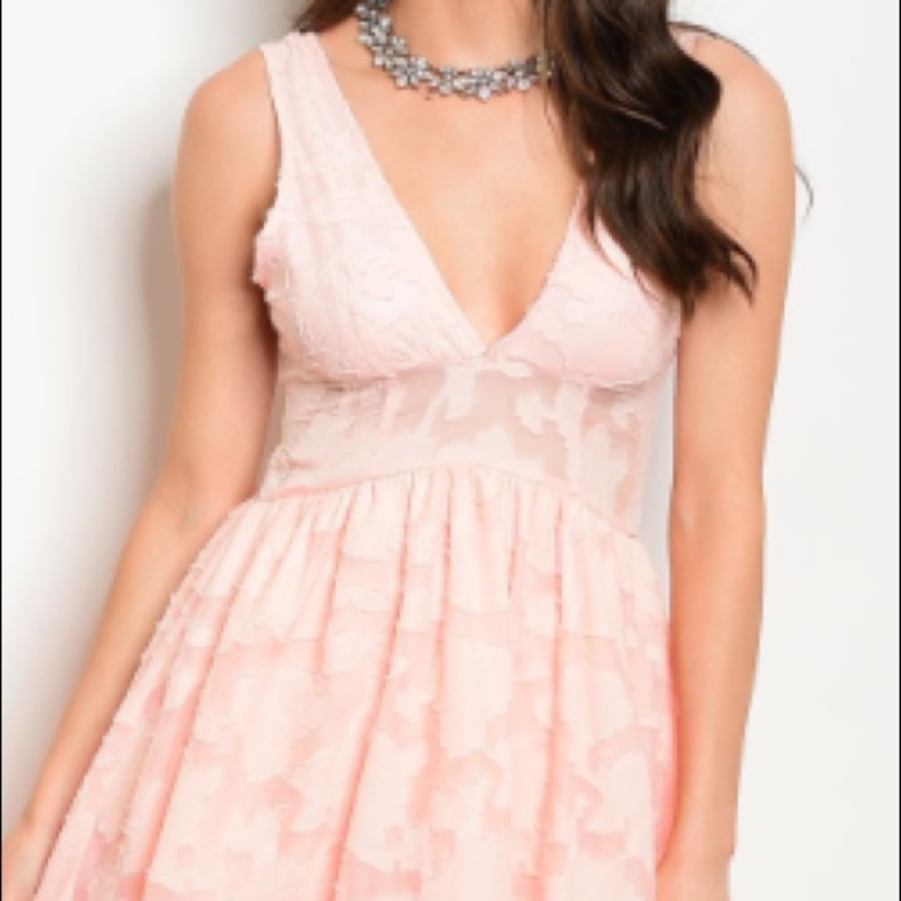 HPπ LAST ONE! Peach tier hi-low plunge neck dress - Picture 3 of 8